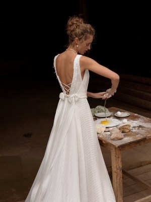 Vincenta+Ineli body427
